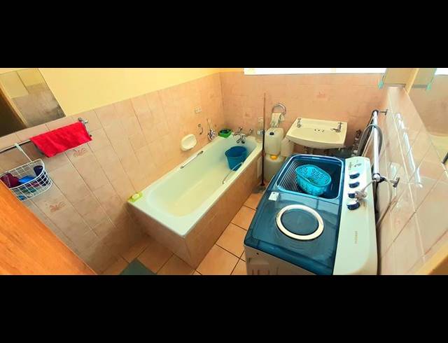 1 BEDROOM APARTMENT FOR SALE IN POLOKWANE CENTRAL